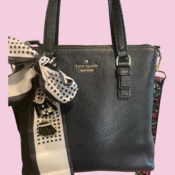 KATE SPADE JACKSON STREET MEDIUM CROSSBODY BLACK EUC - Picture 1 of 9